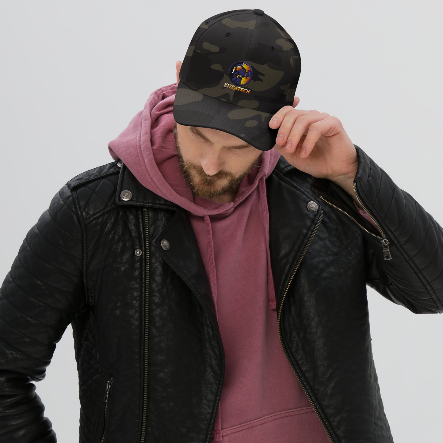 "Kitkatech" dad cap lippis