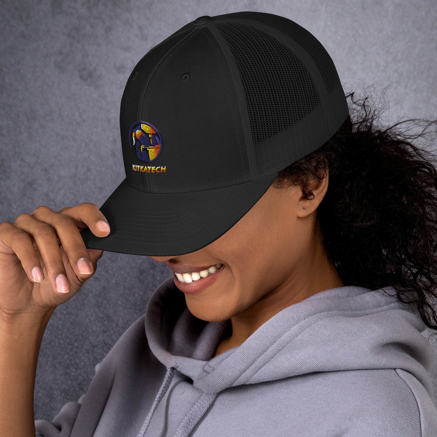 "Kitkatech" trucker lippis