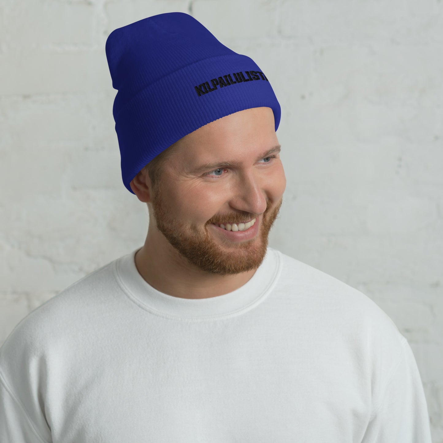 "Competition list" beanie with embroidery (black text)