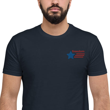 "Freedom" miesten t-paita (istuva)