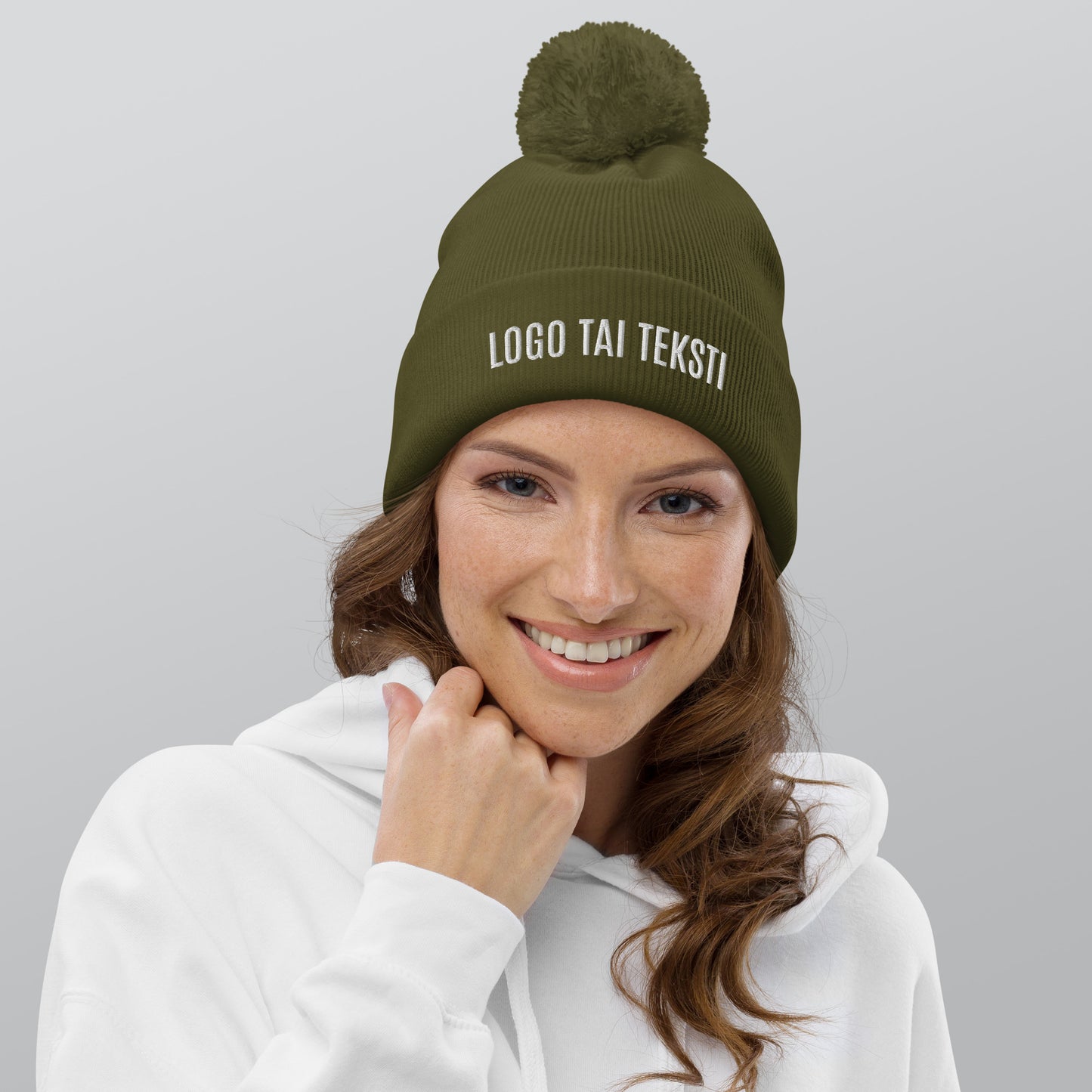 Beanie with tassel (embroidery)