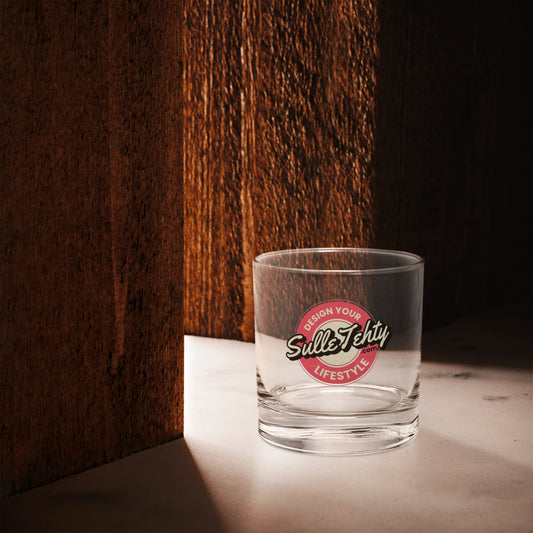 Whiskey glass with logo, picture or text