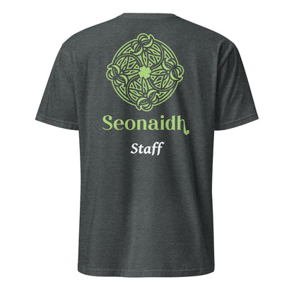 "Staff" unisex t-paita (Seonaidh)