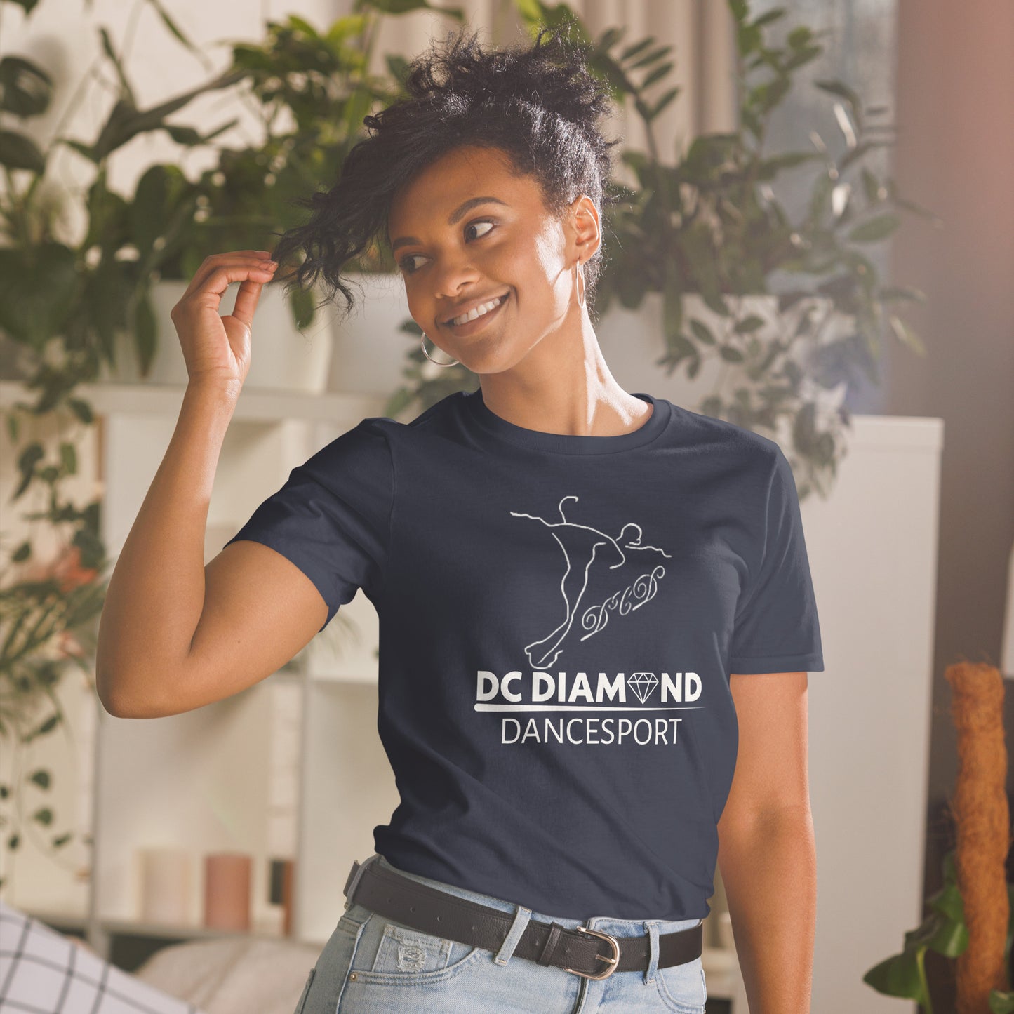 "DC Diamond" unisex t-paita (logo edessä)
