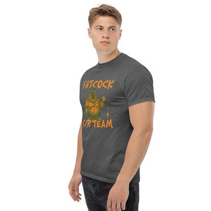 T-Shirt „Fatcock“, Jägerfarben (großes Logo auf der Vorderseite)