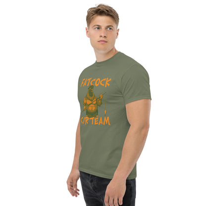 T-Shirt „Fatcock“, Jägerfarben (großes Logo auf der Vorderseite)