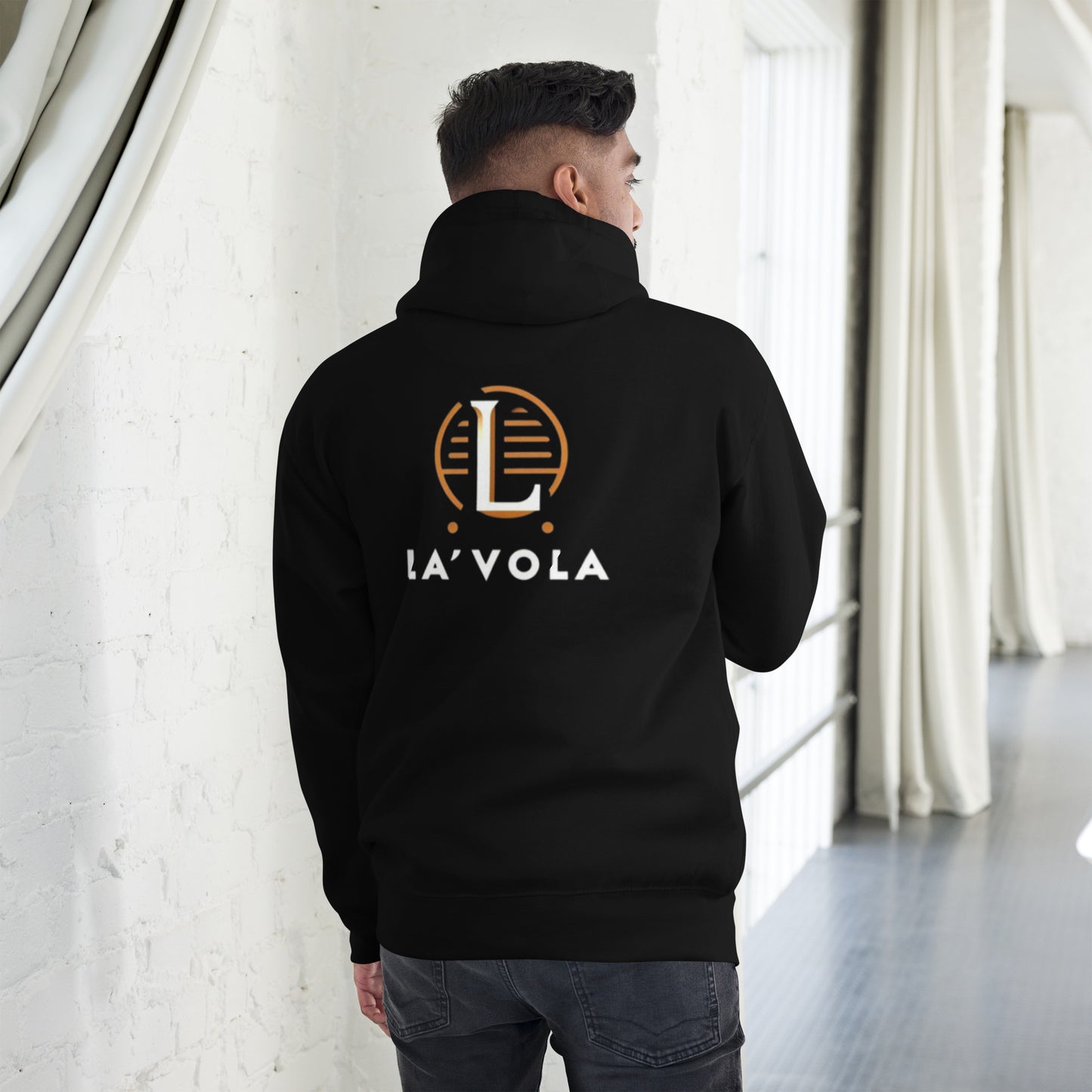 "La'Vola" premium huppari (logo pienellä rinnassa + isolla selässä)