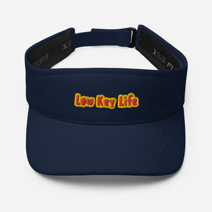 "Low key life" visor lippis